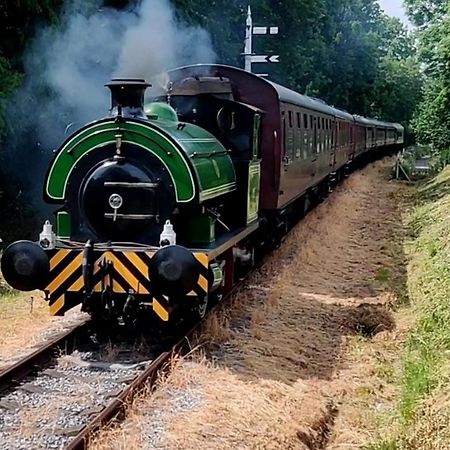 The Carriages - Peak District Great Rowsley Buitenkant foto